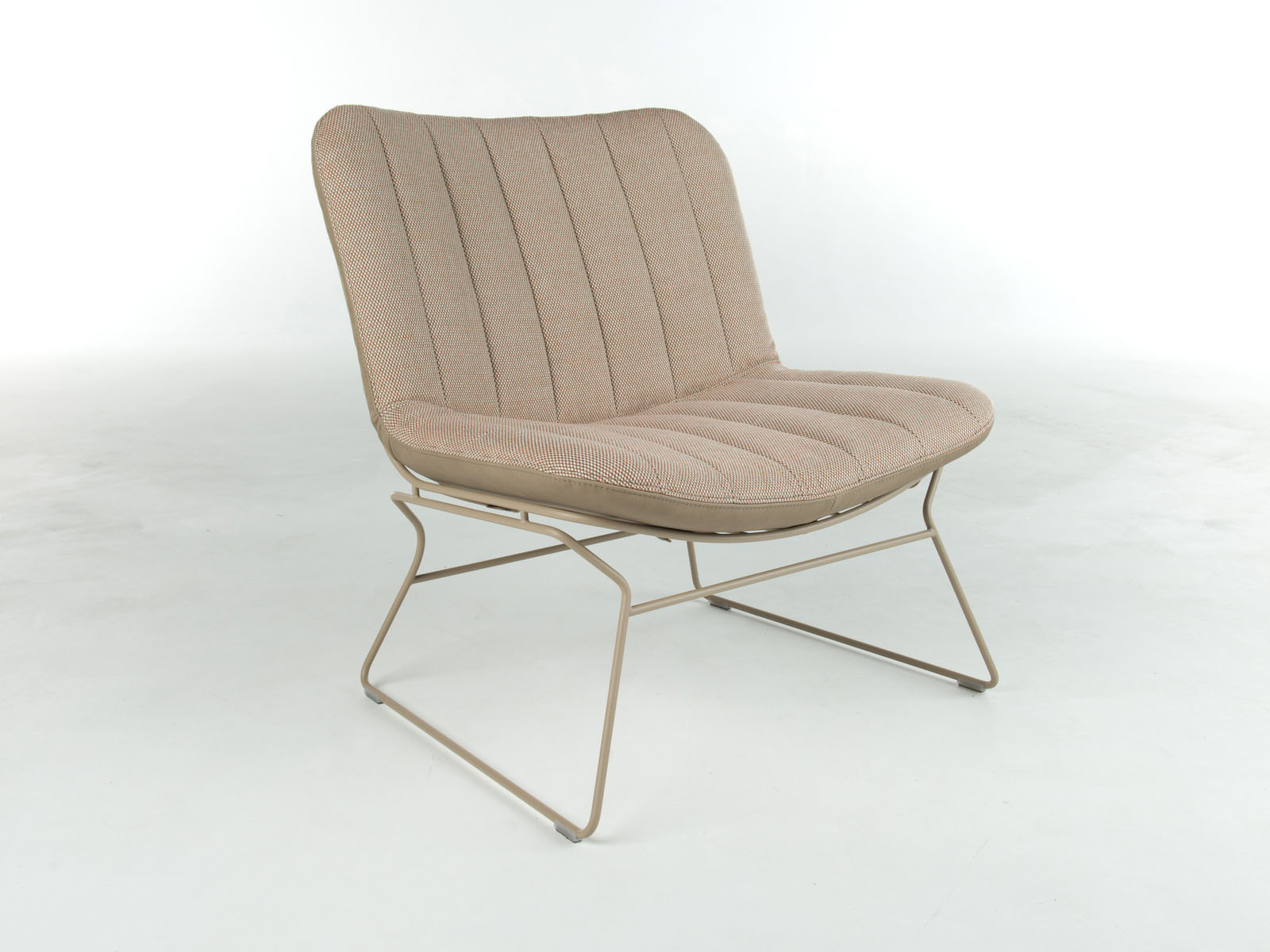 Productafbeelding van Bert Plantagie fauteuil + hocker Draat